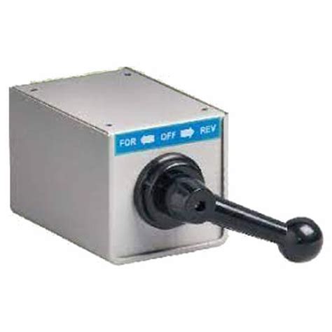 L&T [ Lauritz Knudsen ] Switches in Enclosure 16A 73393SCM17BGXB Online ...