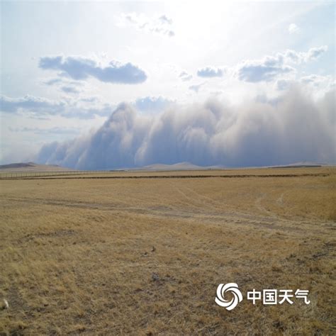 内蒙古满洲里沙尘暴来袭 “沙墙”遮天恍如末世-图片-中国天气网
