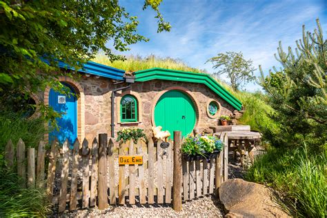 Real Hobbit House Plans Bag Ends Bag End – Hobbit Style Glamping In