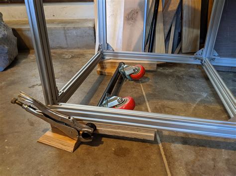 Shop-Made Retractable Casters 的图像结果