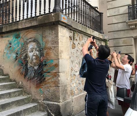 PARIS QUARTIER LATIN - CHASSE AUX SPACE INVADERS ET BALADE STREET-ART ...
