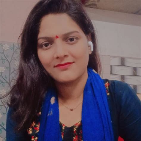Riya - Maths teacher in Kanpur - ₹350/h