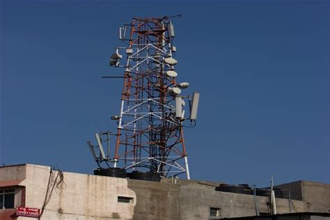 Fact-Check: TRAI has no role in issuing NOC for mobile tower ...