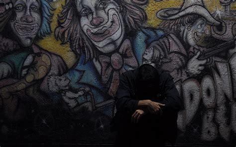 Download wallpaper 3840x2400 man, wall, graffiti, sadness, loneliness ...