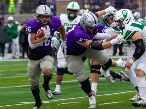 St. Thomas football leads Stetson 17-0 at halftime on senior day ...