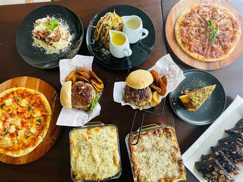 ASARICHA TROPICAL BEACH RESORT (Pasuquin) - Specialty Hotel Reviews ...