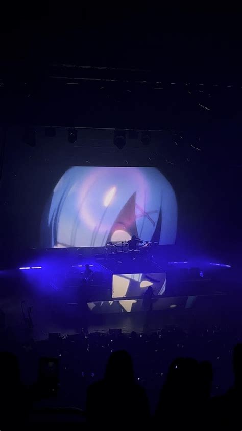 Chase Atlantic concert 2021 | Concert, Alternative music, Party night ...