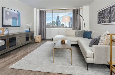 River North Park Apartments | Apartments in Chicago, IL