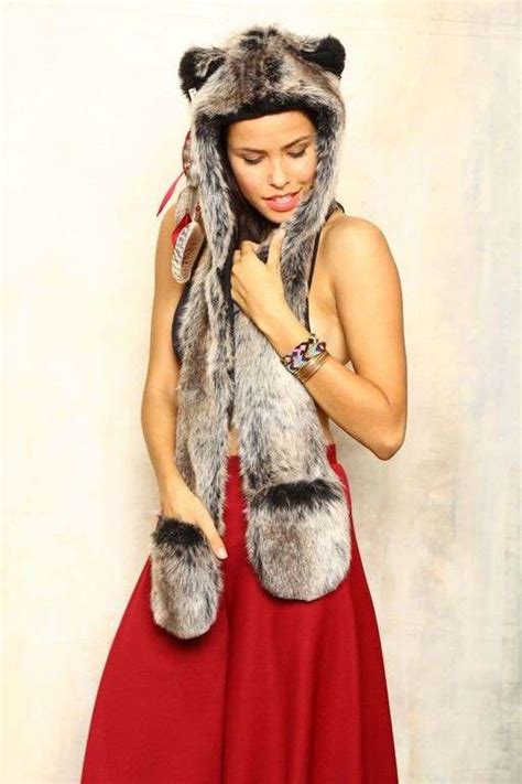 48 Examples of Animal-Inspired Fashion