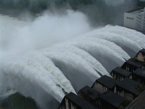 暴雨灾害洪水泛滥视频素材下载,正版实拍暴雨灾害洪水泛滥视频素材网站_凌点视频素材网