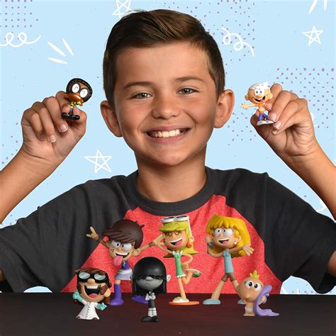 Wicked Cool Toys The Loud House Figure 8 Pack - Lincoln, Clyde, Lori ...