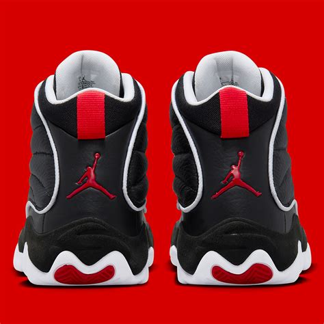 Jordan Pro Strong "Playoffs" DC8418-062 | SneakerNews.com