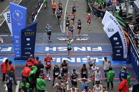 What the hell happened there at the finish? - LetsRun.com