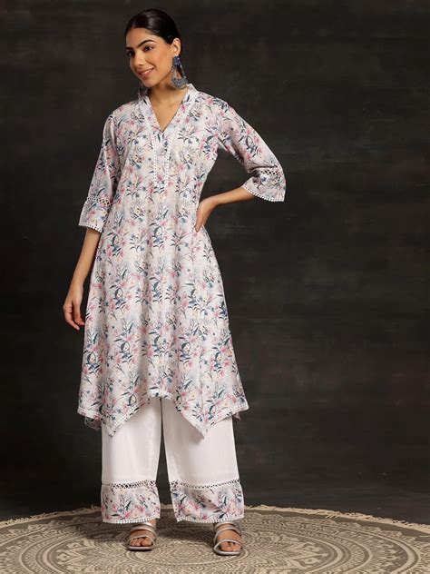Buy Latest Chikankari Suits for Women Online in India | Libas