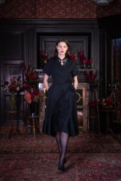 Shop All von Lena Hoschek