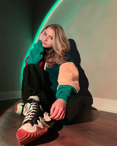 Tasha: The Self-Taught Guitarist Who Is Strumming Her Way Into Hearts Worldwide