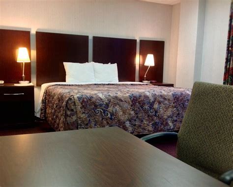 KNIGHTS INN LONGVIEW - Hotel Reviews, Photos, Rate Comparison - Tripadvisor