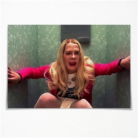 White Chicks GIF - White Chicks Bathroom - Discover & Share GIFs in ...