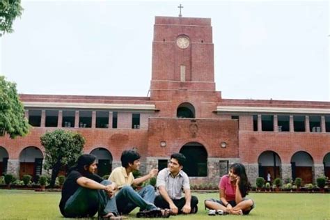 Forensic Science: Courses, Admission 2024, Subjects, Fees, Colleges ...