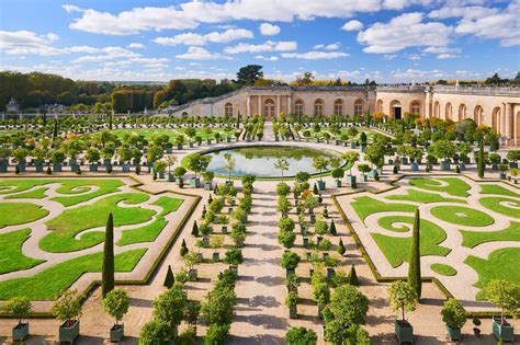 Palace of Versailles - A Symbol of 17th-Century French Monarchy - Go Guides