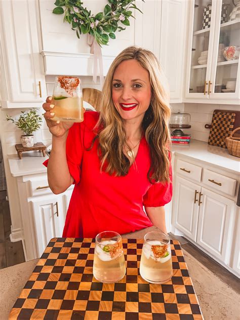 Christmas Tree Ribbon Tutorial 的图像结果