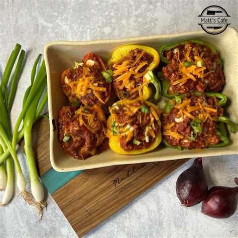Turkey Mince Stuffed Peppers | Low Calorie | Matt's Cafe