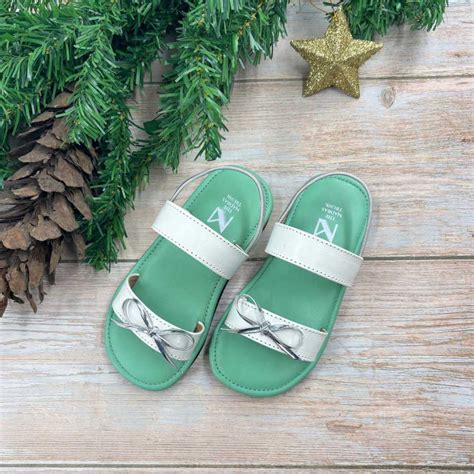 Kids – The Madras Trunk