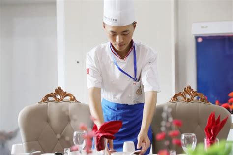 厨师培训速成班哪家好_学厨师_陕西新东方烹饪学校
