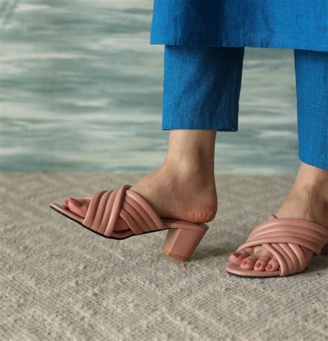 Crossy Mules - Pink – Dapperfeet