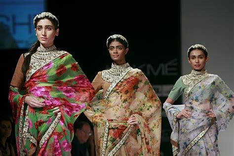 Vidya, Sridevi cheer for Sabyasachi at LFW