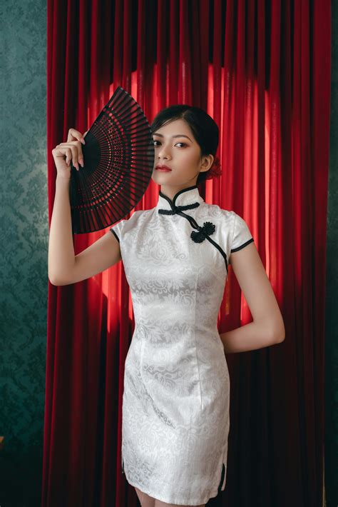 Women+Oiled+Up+Feet Photos, Download The BEST Free Women+Oiled+Up+Feet ...