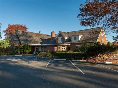 Moles Farewell Tributes & Crematory - Greenacres Memorial Park ...