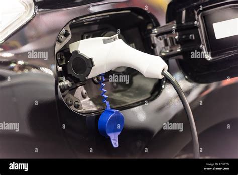 Producing Power Using Car Plugs 的图像结果