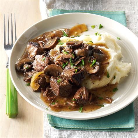 Slow-Cooked Beef Tips Recipe: How to Make It