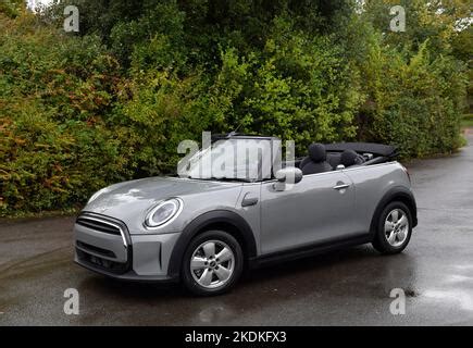 2022 Mini Cooper Convertible Stock Photo - Alamy