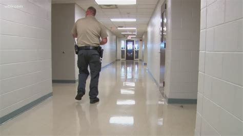 Knox County jail over capacity by more than 115 inmates | wbir.com