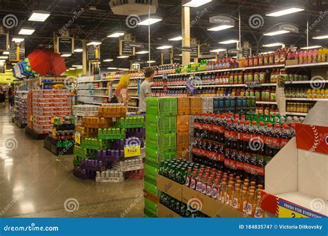Fred Meyer Superstore Exterior Editorial Photo | CartoonDealer.com ...