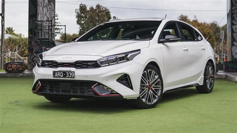 Kia cerato rs фото
