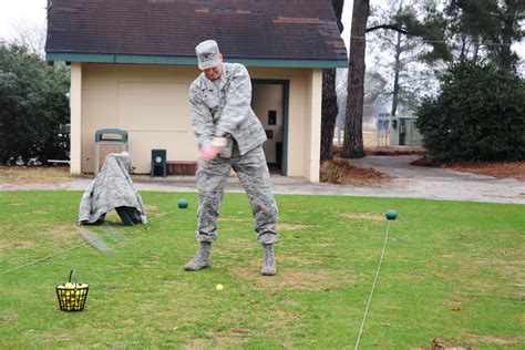 Golf Course Driving Range 的图像结果