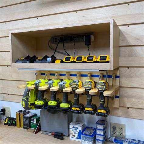 Battery Charger Station