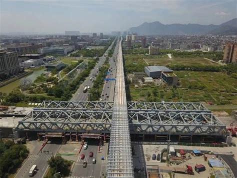 金丽温高速公路东延线有新进展 钢桁梁主体结构施工完成_瓯江新闻