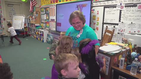 Teacher of the week: Lynette Holton Clay Hill Elementary ...