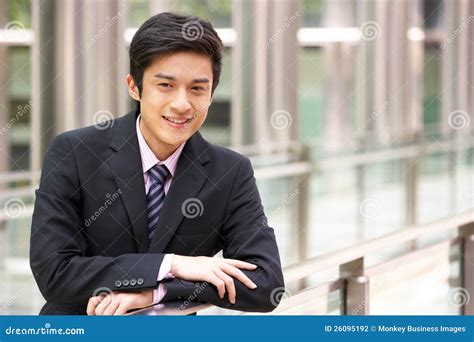 Businessman China 的图像结果