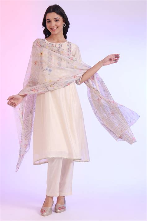 Buy Off White Yarn Dyed Cotton Blend Flarred Kurta with Trousers ...