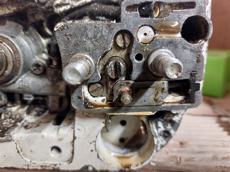 034 av leaking - Maintenance help - Arbtalk | The Social Network For Arborists