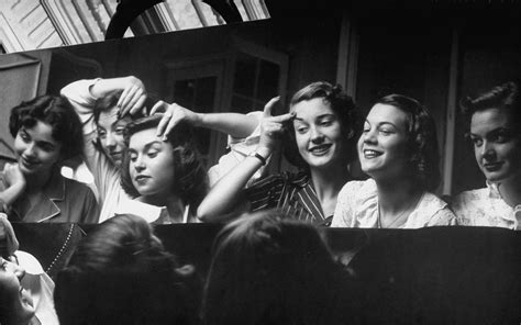 'Wow, Quel Babes!': American Teenagers in Paris in the 1950s - LIFE