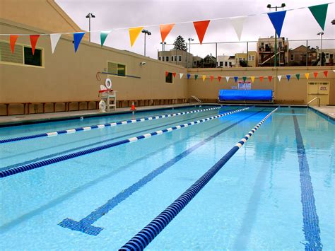10 Swimming Pools in San Francisco Bay Area to Cool Down
