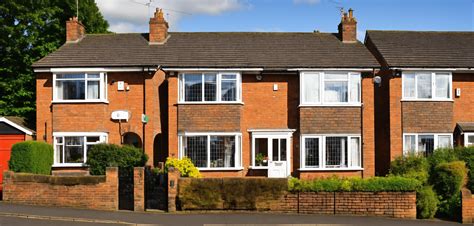 Lexica - Show the facade of a typical middle class house in Macclesfield UK