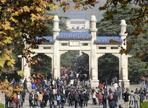 南京中山陵免费开放两年来接待游客超过2000万人次(图)-搜狐滚动