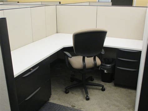 Used Benching Workstations - Haworth Premise 6x6 Used Office Cubicles